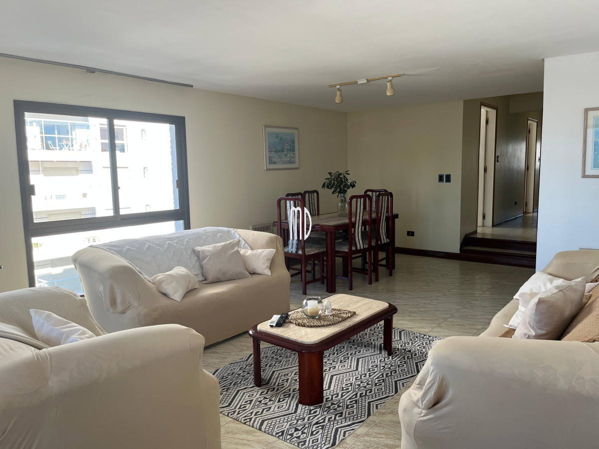 Aidy Grill - GoPunta - Portal Inmobiliario de Punta del Este - Maldonado