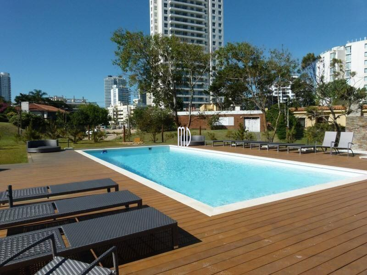 Apartamento ID.5780 - HERMOSO DEPTO EN EXCELENTE UBICACIÓNCON TODOS LOS SERVICIOS. REF:5780