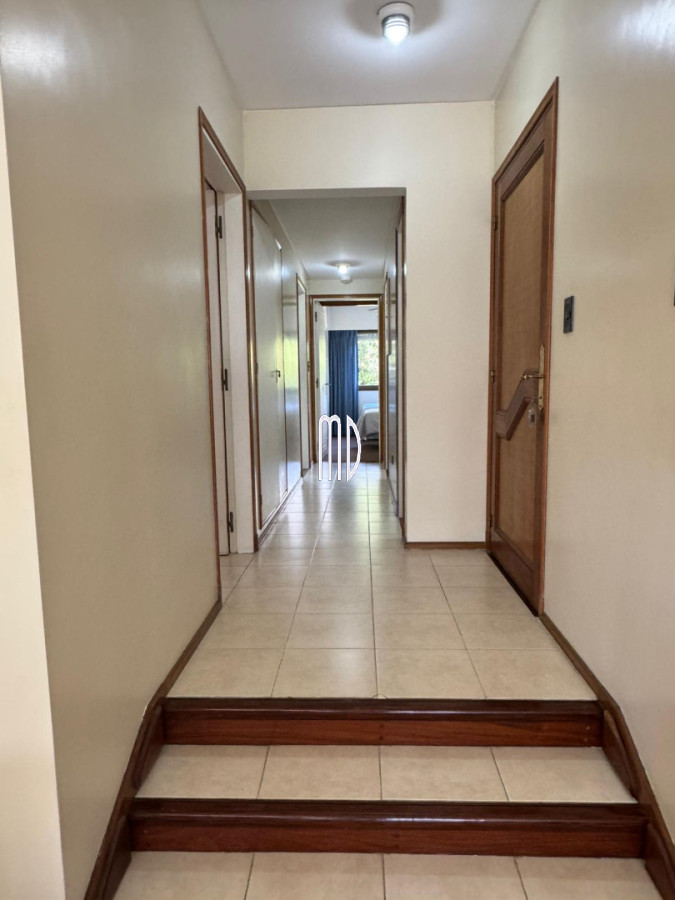 Apartamento ID.8910 - Departamento a 70 metros del mar - 2 dormitorios, 3 baños - Ideal alquiler anual o temporal. REF (8910)