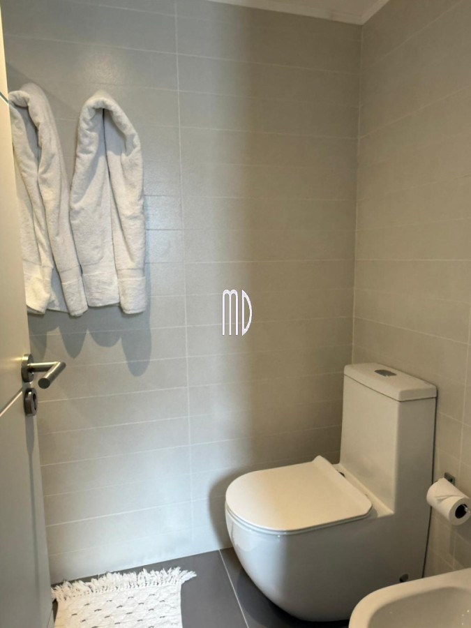 Apartamento ID.9150 - Penthouse frente al mar con terraza exclusiva, jacuzzi y vista única en Península 🌊