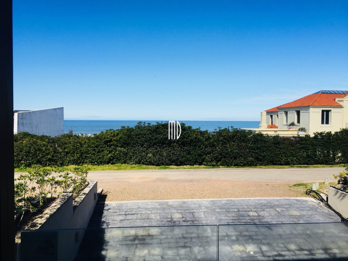 Apartamento ID.5651 - Espectacular apartamento a metros del mar. REF:5651