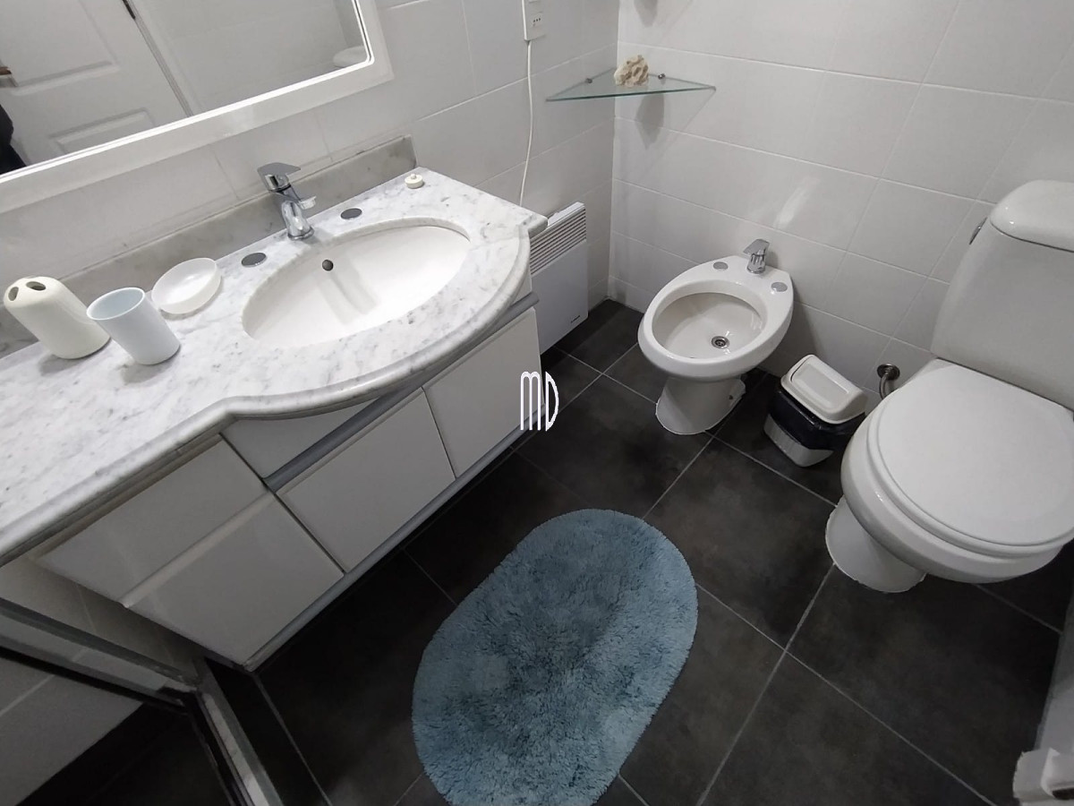 Apartamento ID.5923 - Muy lindo apartamento en punta del este, con muy buenas comodidades .Ref :5923