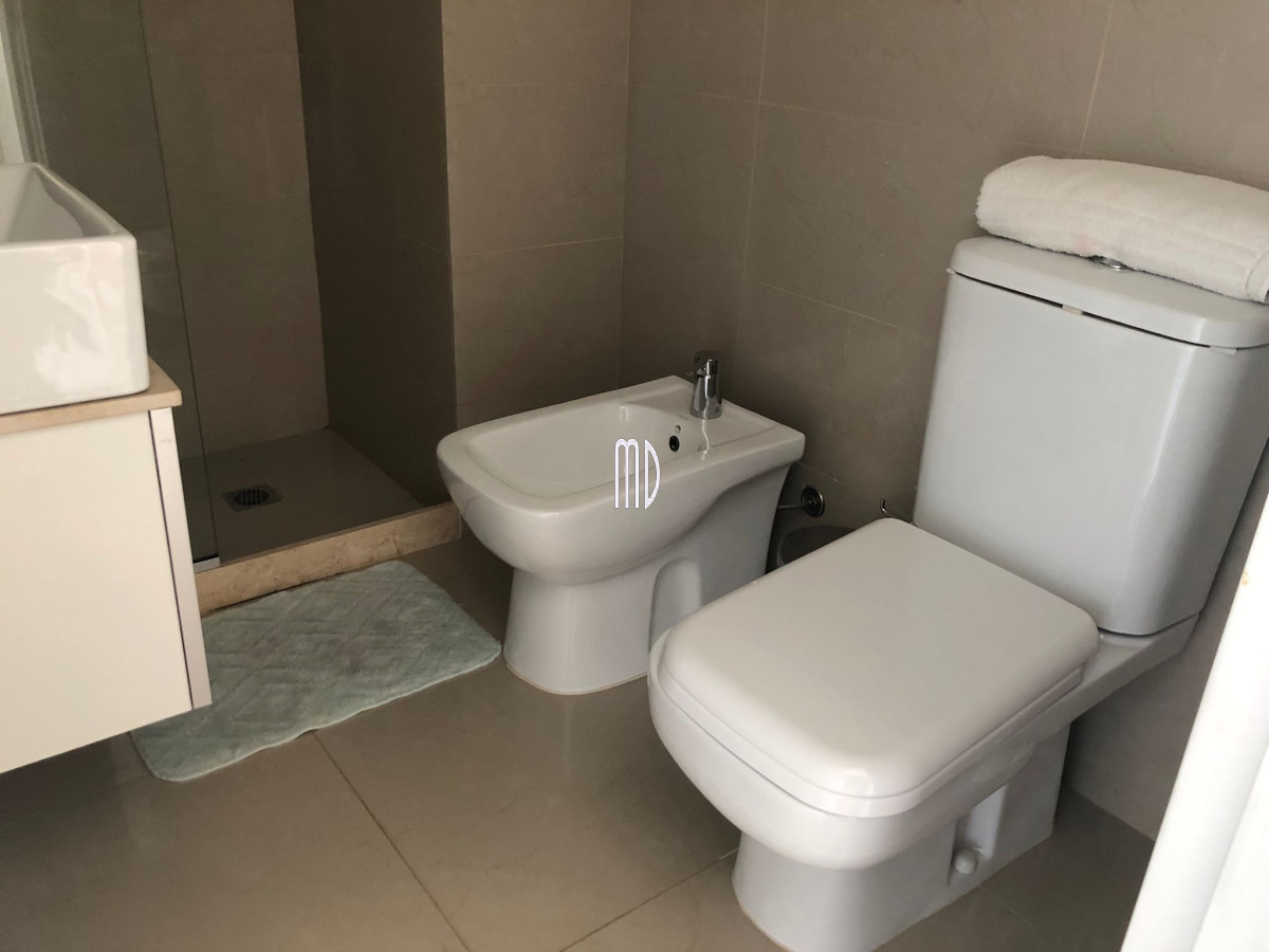 Apartamento ID.7492 - HERMOSO APARTAMENTO FRENTE AL MAR. REF: 7492