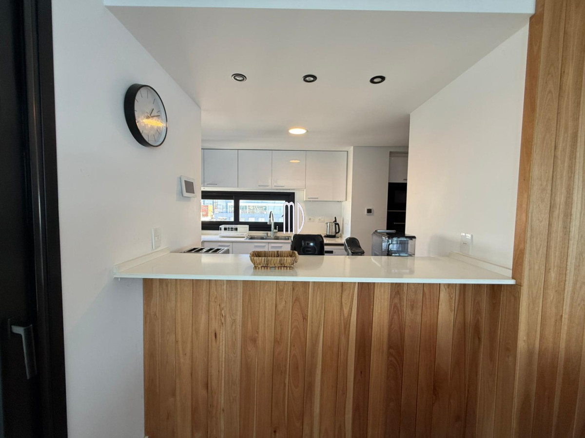 Apartamento ID.9150 - Penthouse frente al mar con terraza exclusiva, jacuzzi y vista única en Península 🌊