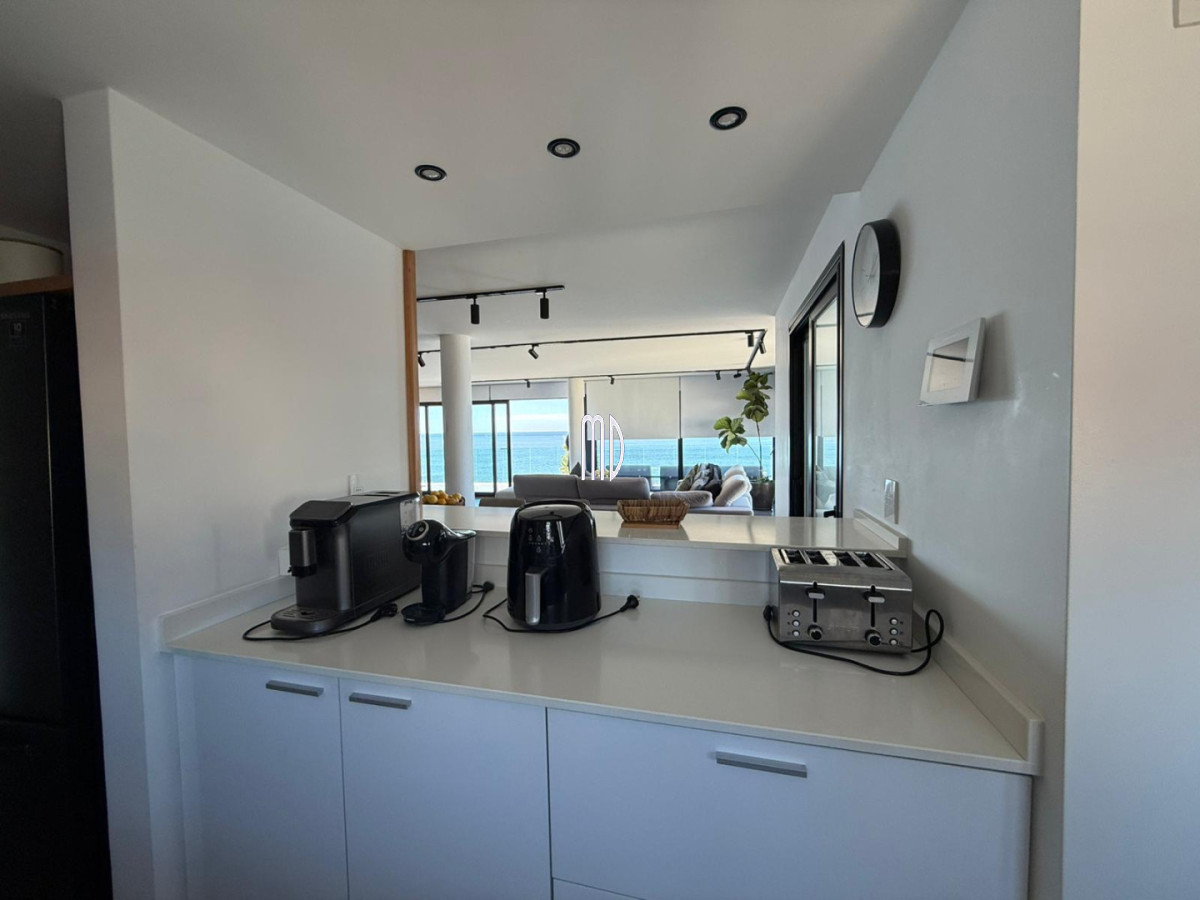Apartamento ID.9150 - Penthouse frente al mar con terraza exclusiva, jacuzzi y vista única en Península 🌊