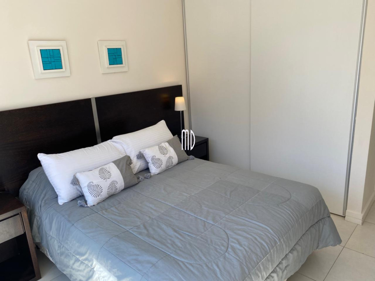 Apartamento ID.8151 - MUY LINDO APTO EN PENINSULA. REF: 8151