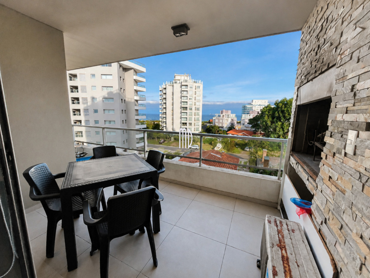 Apartamento ID.9356 - Apartamento moderno con parrillero y excelente distribución