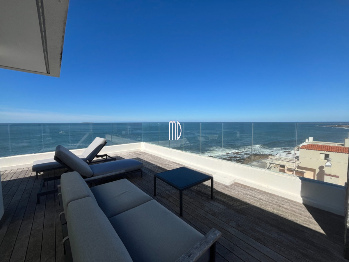 Apartamento ID.9150 - Penthouse frente al mar con terraza exclusiva, jacuzzi y vista única en Península 🌊