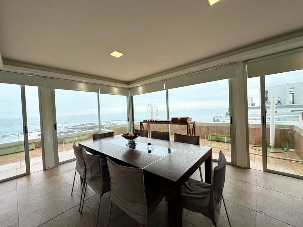 Apartamento ID.7830 - Muy lindo apartamento en Punta Vapor frente al mar. REF(7830) 