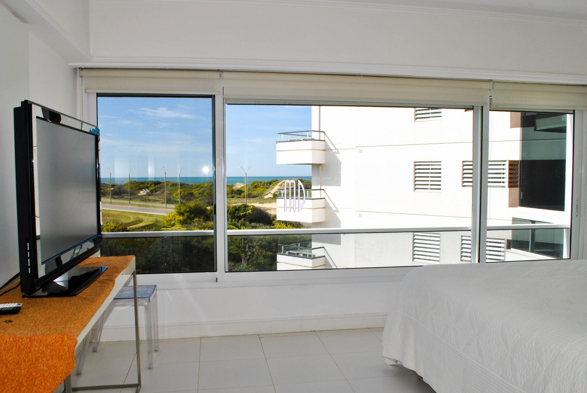 Apartamento ID.7060 - Hermoso apartamento frente al mar en la brava ref: 7060