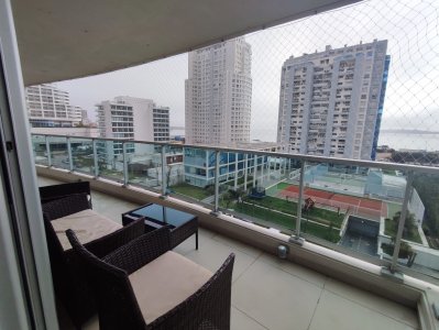 Hermoso apartamento con vista al mar 