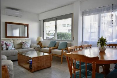 Ideal apartamento para disfrutar de unas vacaciones a pleno en corazón de Punta del Este