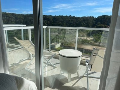  Exquisito Departamento Frente al Mar. REF:7077