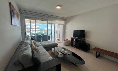 Muy lindo apartamento a pocas cuadras del mar con todos los servicios. REF: 8279