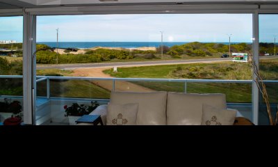 Hermoso apartamento frente al mar en la brava ref: 7058