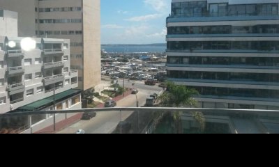 Espectacular departamento en la Península con vista al puerto