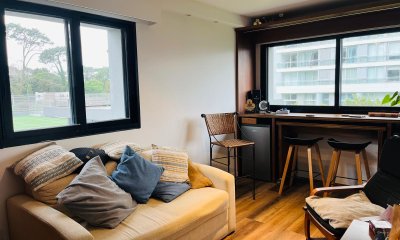 Muy lindo apartamento por Rosevelt. REF:8230