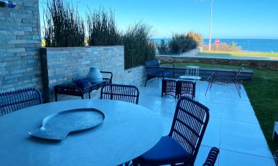 HERMOSO APARTAMENTO FRENTE AL MAR. REF:7938