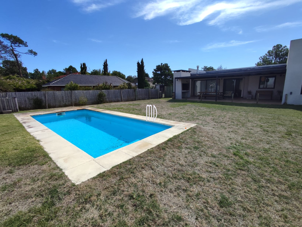 Casa ID.7017 - Hermosa casa en barrio privado de Punta del Este .Ref:7017