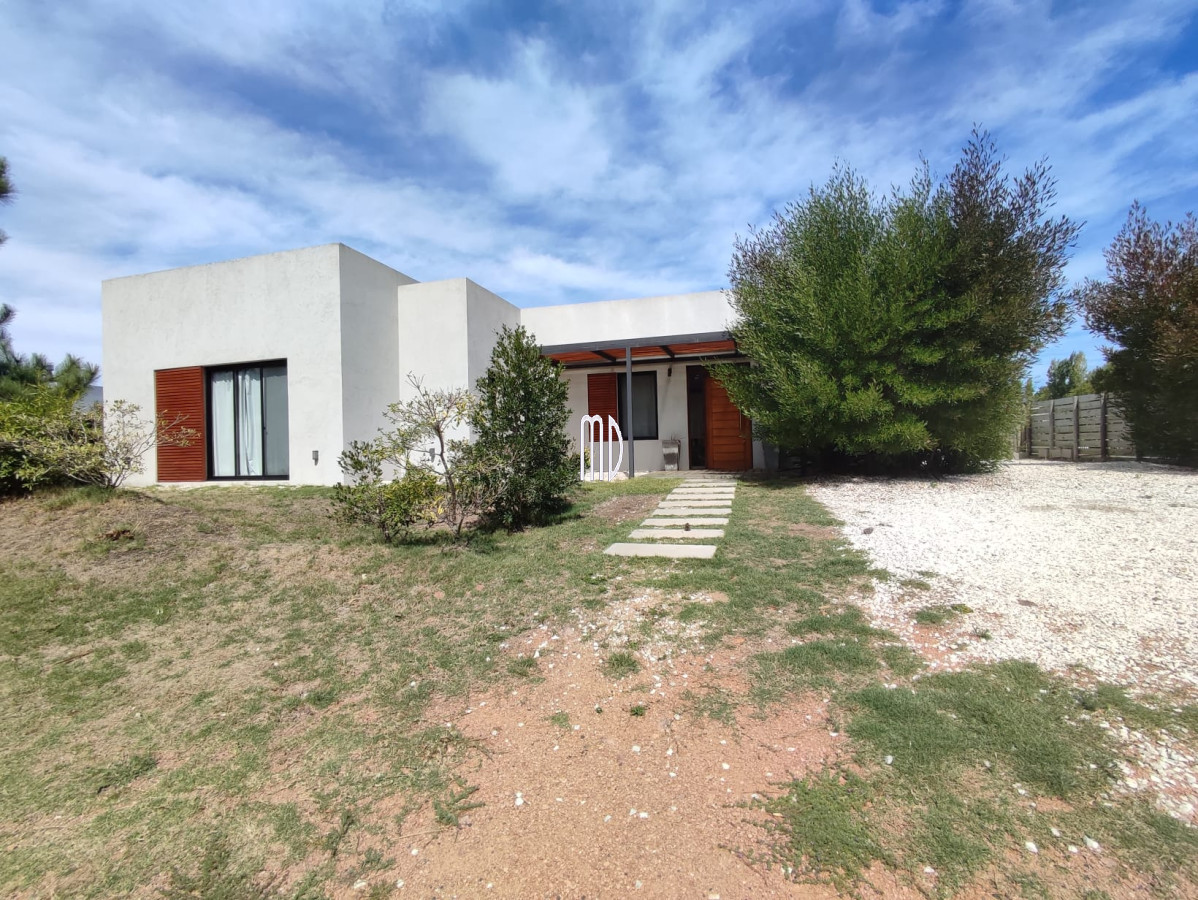 Casa ID.7017 - Hermosa casa en barrio privado de Punta del Este .Ref:7017