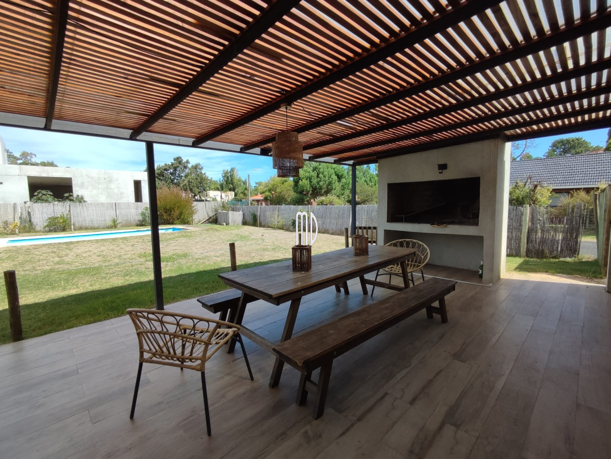 Casa ID.7017 - Hermosa casa en barrio privado de Punta del Este .Ref:7017