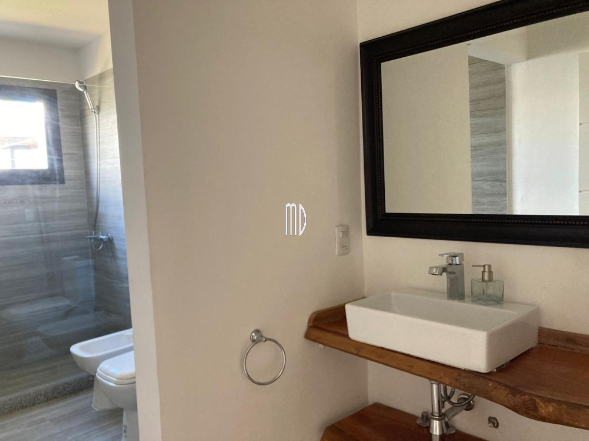 Casa ID.7017 - Hermosa casa en barrio privado de Punta del Este .Ref:7017