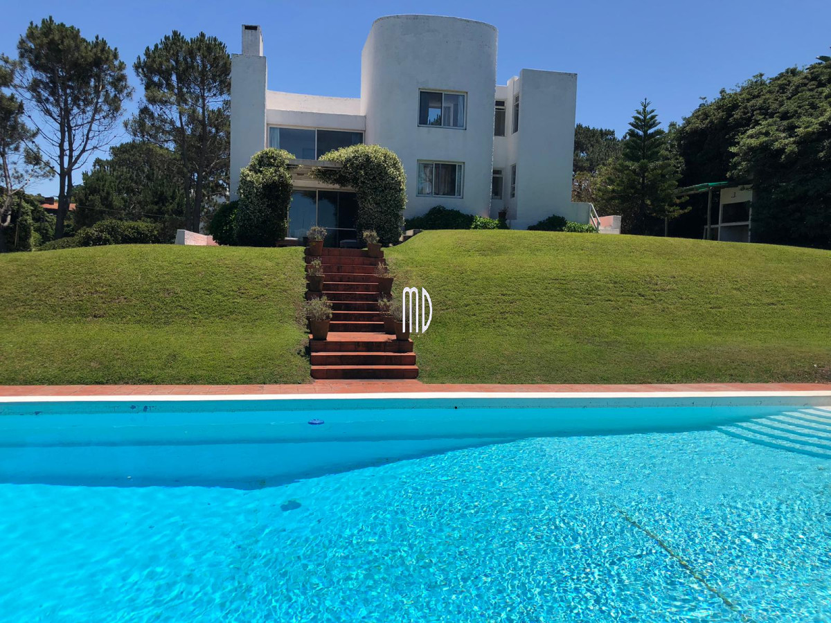 Casa ID.5757 - Espectacular propiedad frente al mar