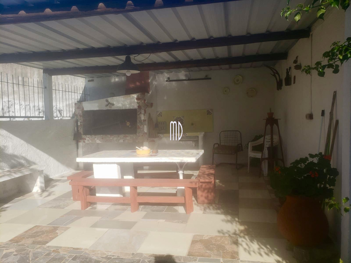 Casa ID.5325 - Muy linda casa con parrillero, cerca de todo.Ref 5325