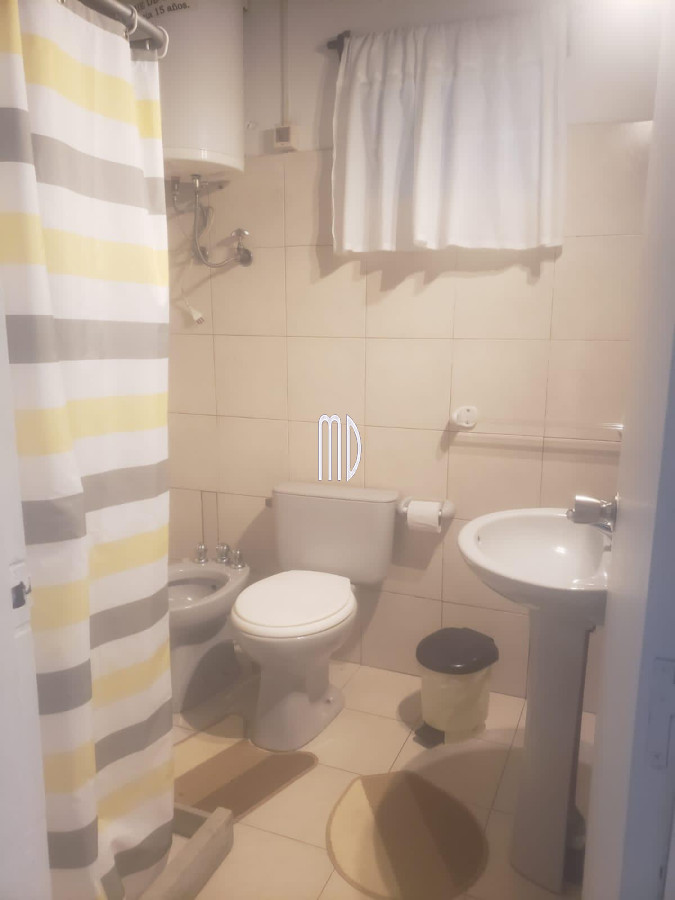 Casa ID.5325 - Muy linda casa con parrillero, cerca de todo.Ref 5325