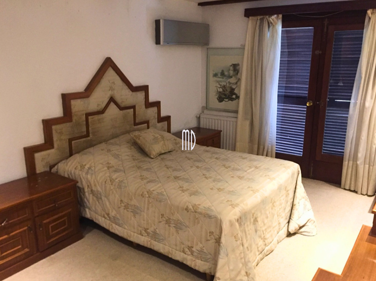 Casa ID.6134 - Espectacular propiedad en Playa Mansa a metros del Mar