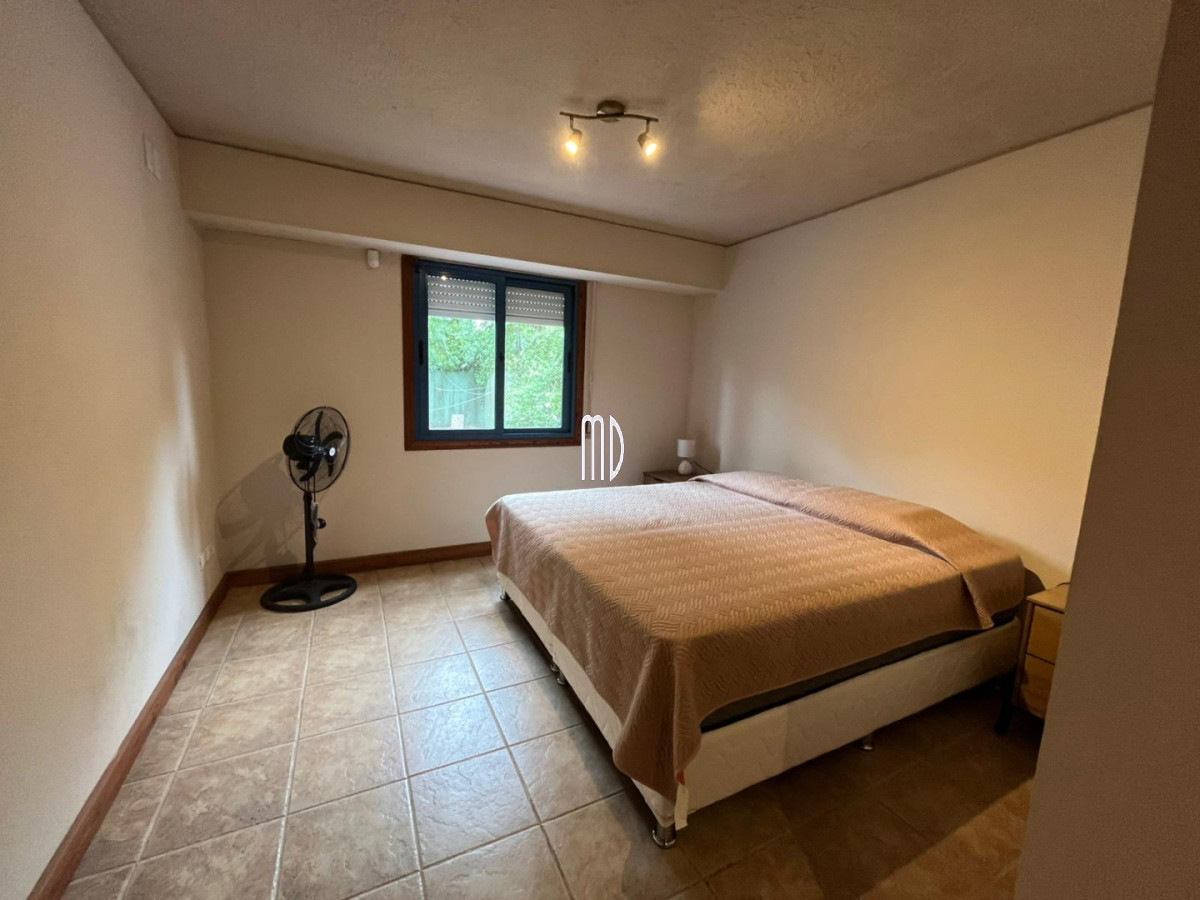 Casa ID.9172 - Casa en venta de 5 dormitorios en Mansa REF:9172