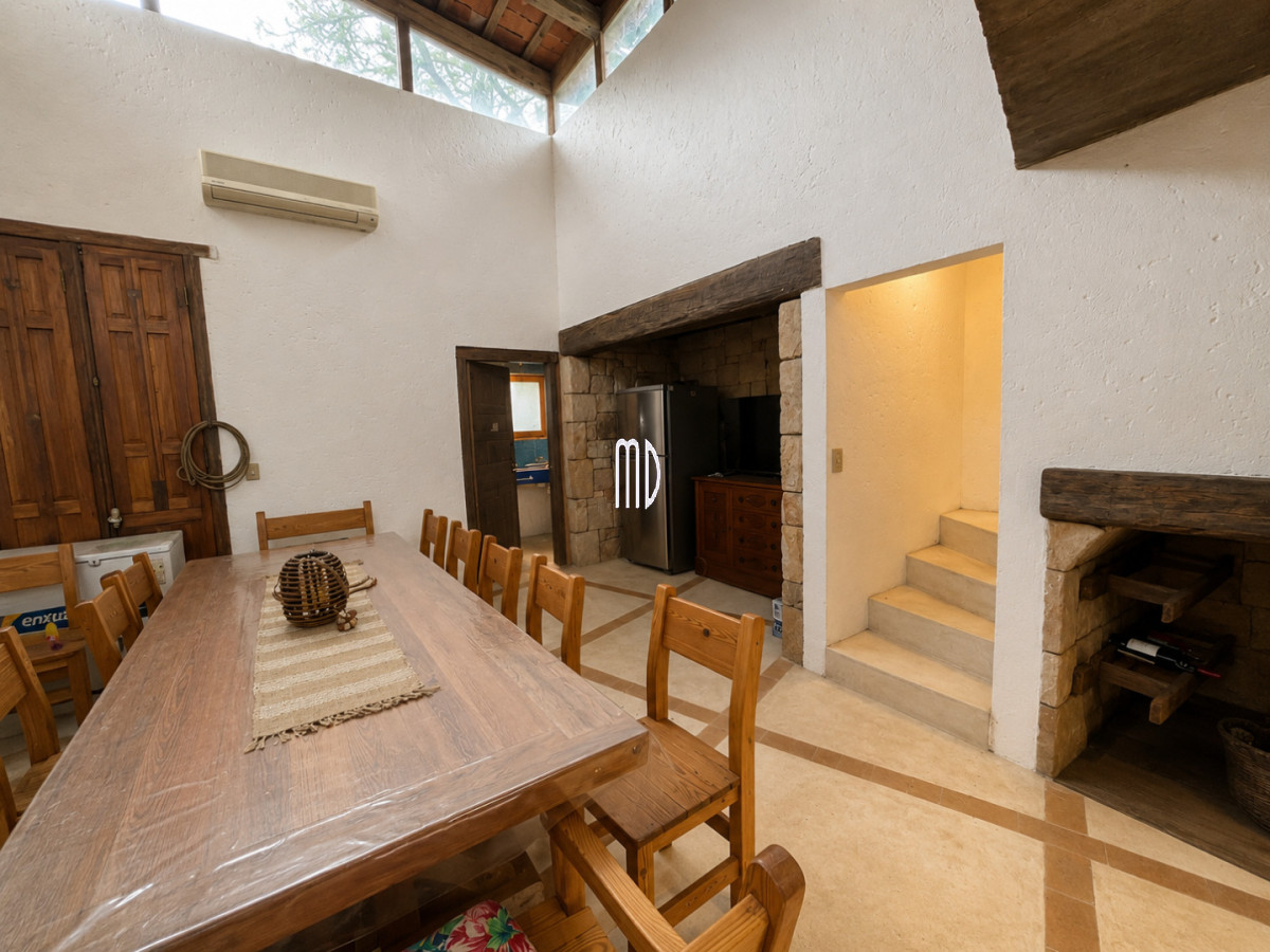 Casa ID.9172 - Casa en venta de 5 dormitorios en Mansa REF:9172