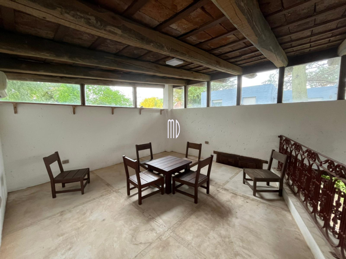 Casa ID.9172 - Casa en venta de 5 dormitorios en Mansa REF:9172