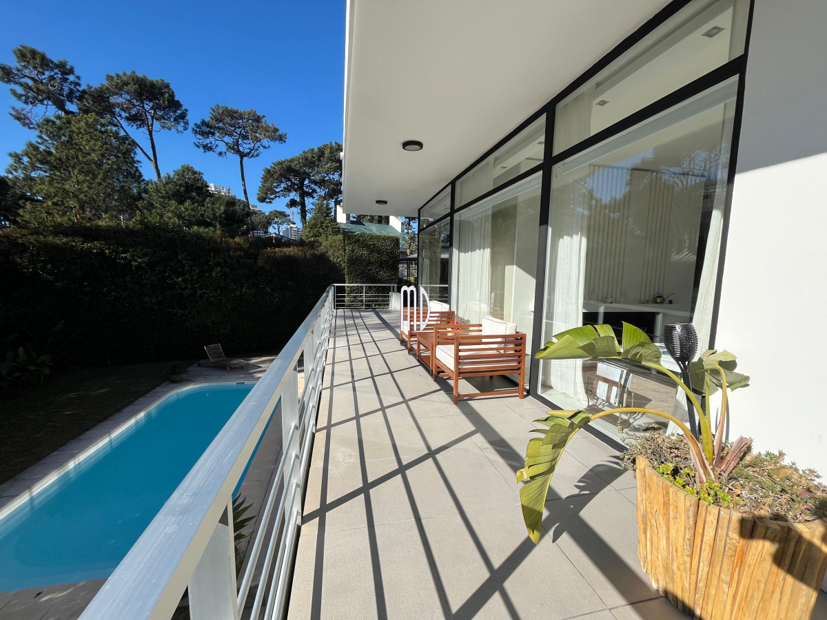 Casa ID.8319 - Espectacular casa en venta- Confort, amplitud y ubicación privilegiada