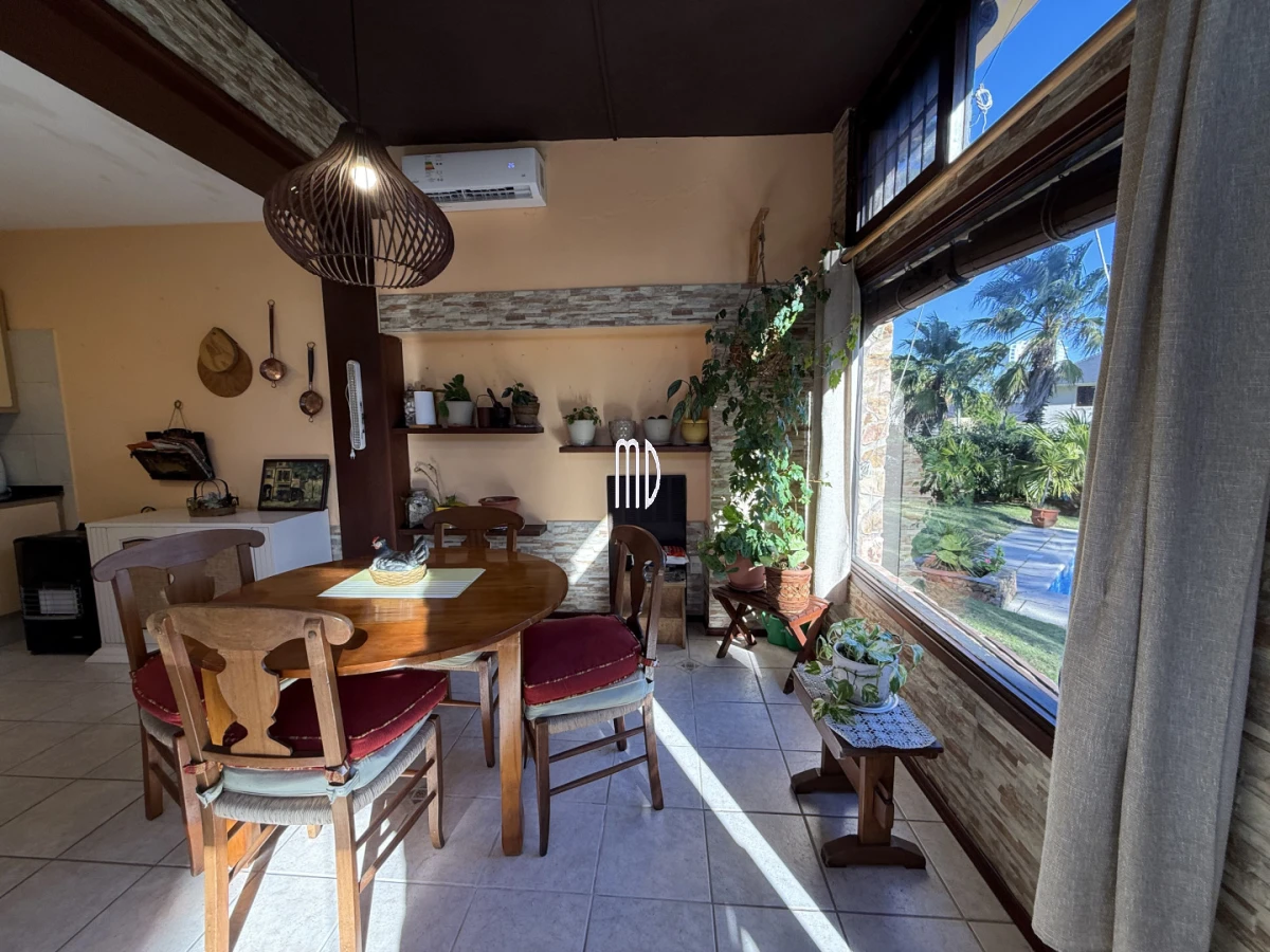 Casa ID.9309 - Excelente Casa en La Mansa a solo 700mts del mar Ref:9309