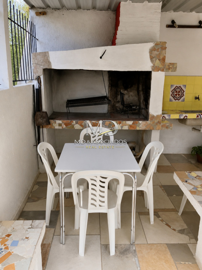 Casa ID.5325 - Muy linda casa con parrillero, cerca de todo.Ref 5325