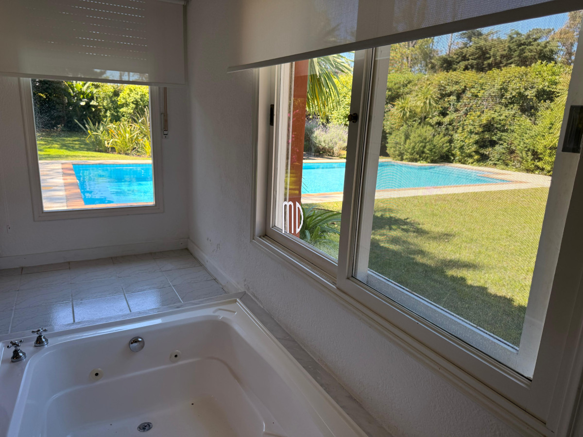 Casa ID.8580 - Casa en Punta del Este, Brava