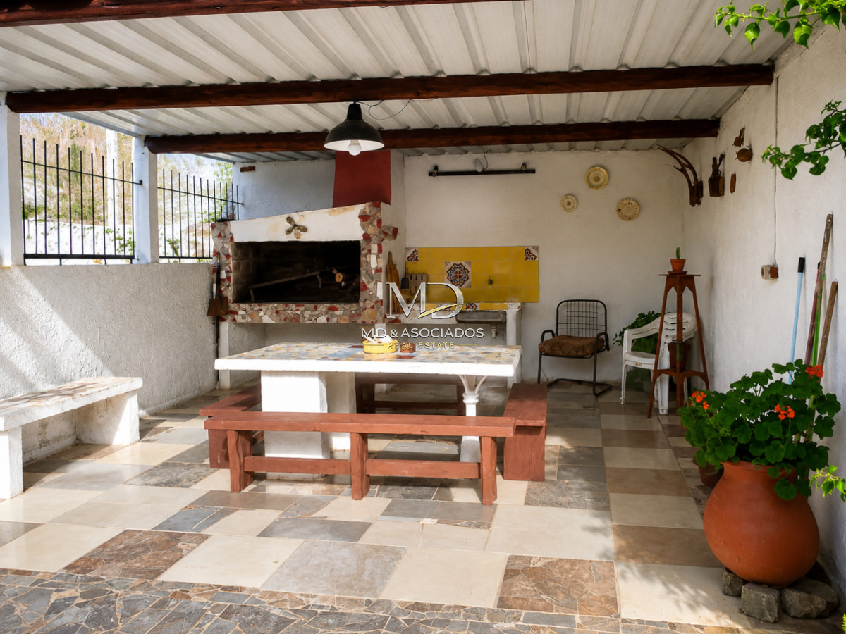 Casa ID.5325 - Muy linda casa con parrillero, cerca de todo.Ref 5325