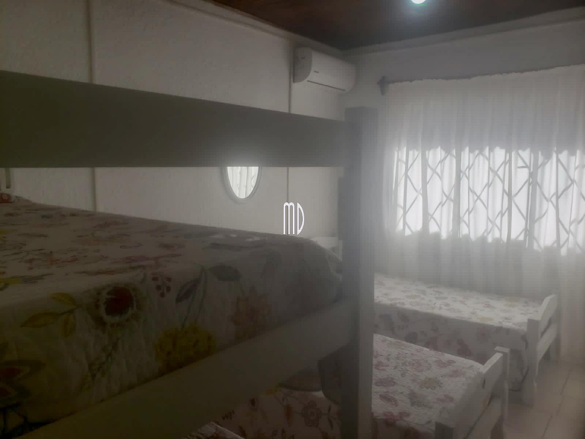 Casa ID.5325 - Muy linda casa con parrillero, cerca de todo.Ref 5325