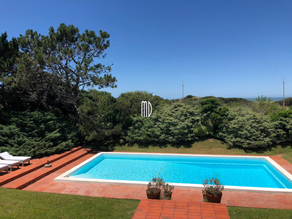 Casa ID.5757 - Espectacular propiedad frente al mar