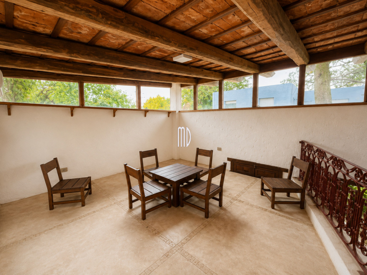 Casa ID.9172 - Casa en venta de 5 dormitorios en Mansa REF:9172