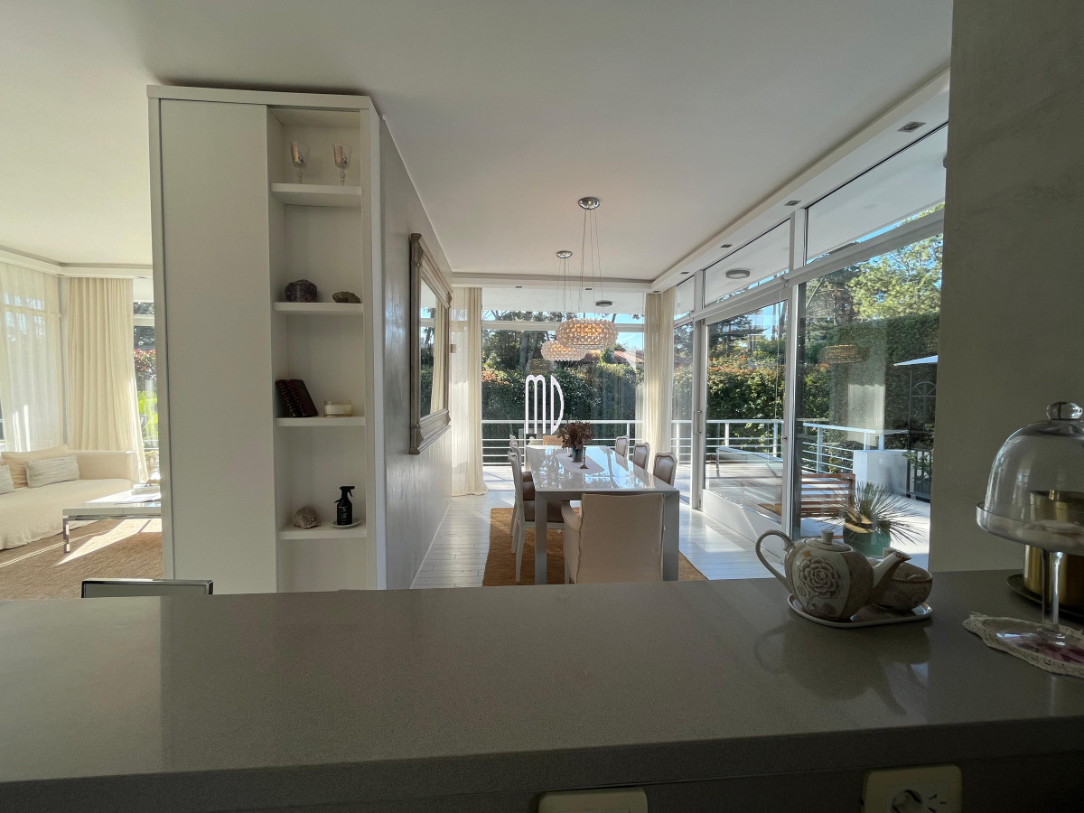 Casa ID.8319 - Espectacular casa en venta- Confort, amplitud y ubicación privilegiada