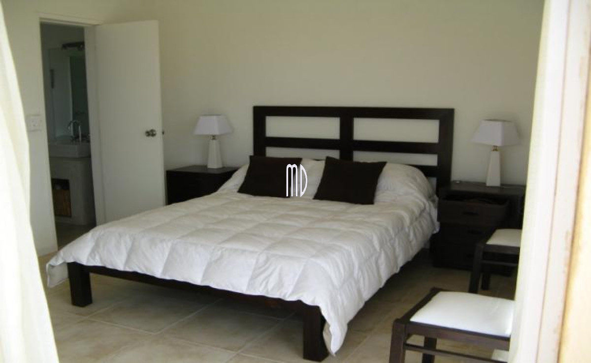 Casa ID.5266 - Excelente casa,muy comoda con piscina a metros de la playa.Ref: 5266