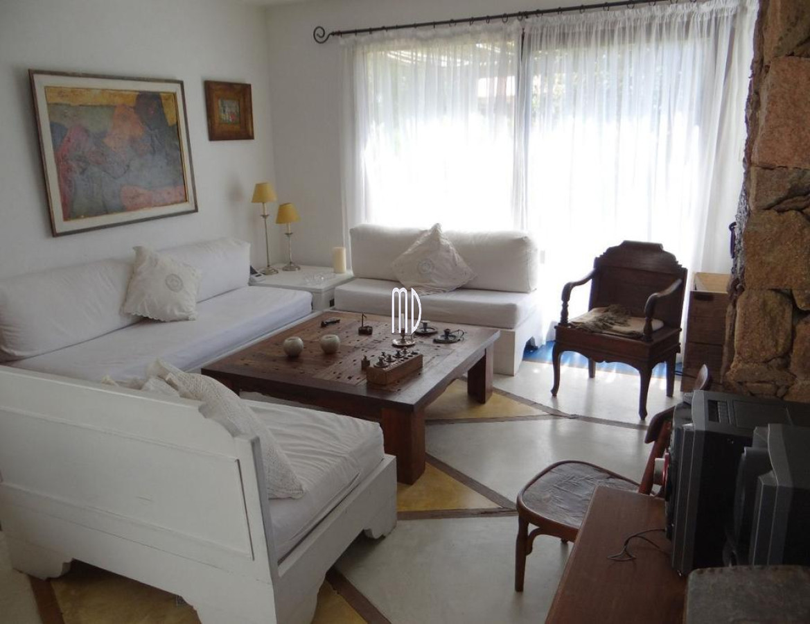 Casa ID.5367 - Casa amplia, cerca de todo,muy comoda .Ref: 5367