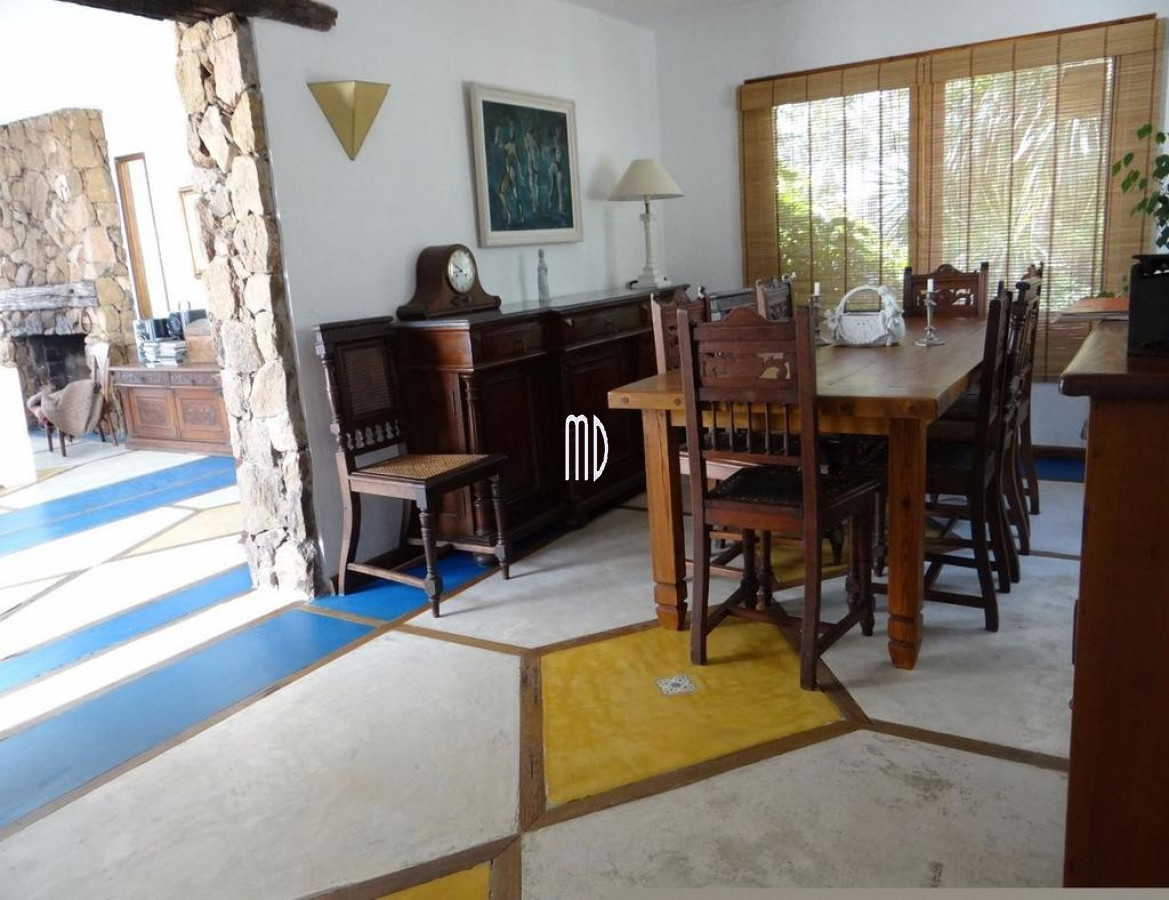 Casa ID.5367 - Casa amplia, cerca de todo,muy comoda .Ref: 5367