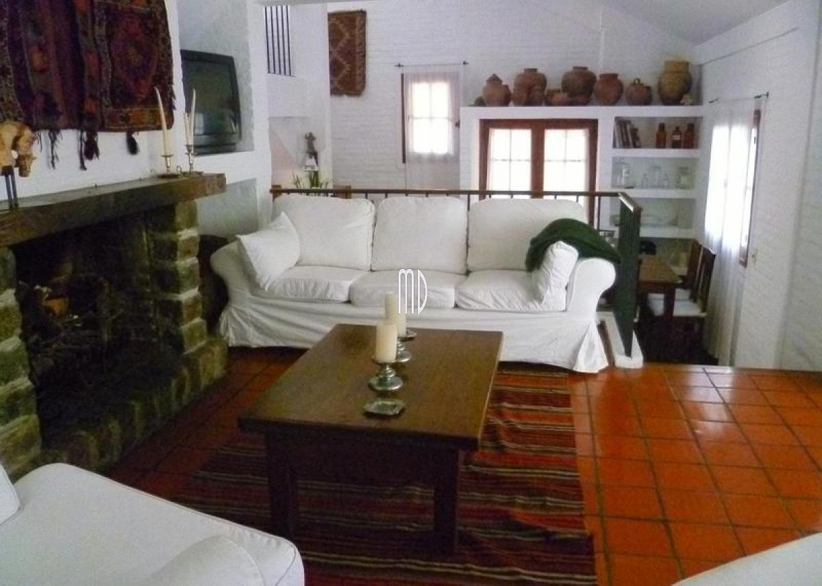 Casa ID.5389 - Casa amplia a cuadras de la playa .Ref: 5389
