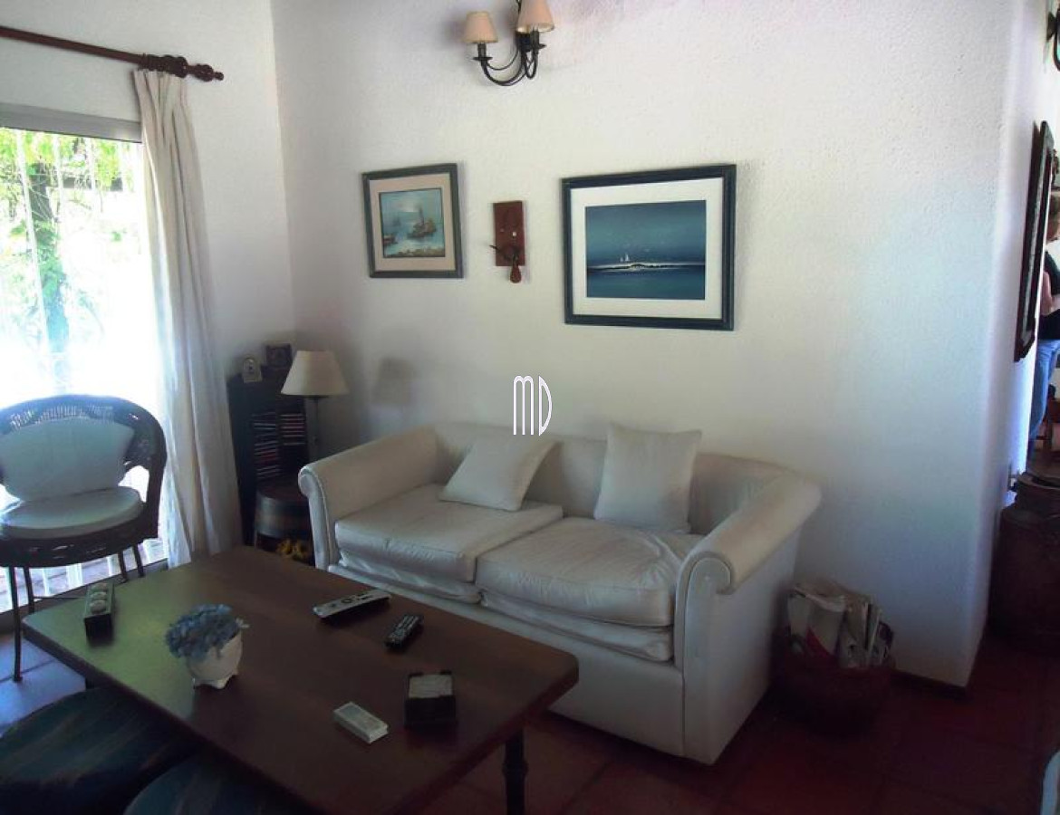 Casa ID.5300 - Casa en El Tesoro, 3 dormitorios  con piscina, muy comoda!Ref: 5300