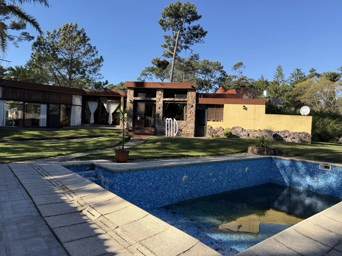 Casa ID.9309 - Excelente Casa en La Mansa a solo 700mts del mar Ref:9309