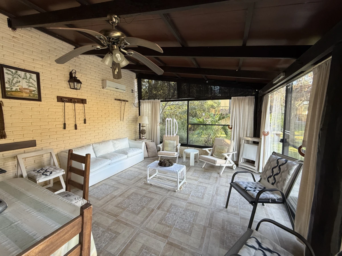 Casa ID.9309 - Excelente Casa en La Mansa a solo 700mts del mar Ref:9309