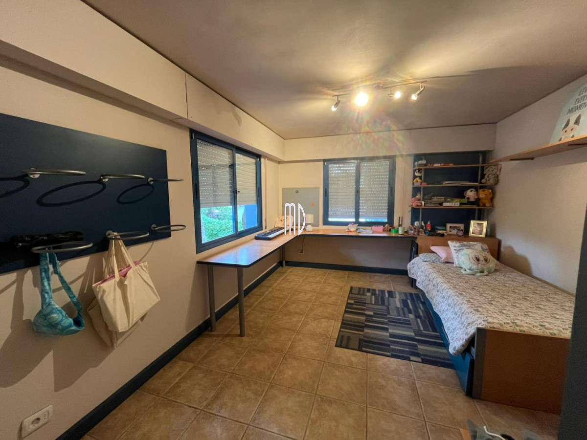 Casa ID.9172 - Casa en venta de 5 dormitorios en Mansa REF:9172